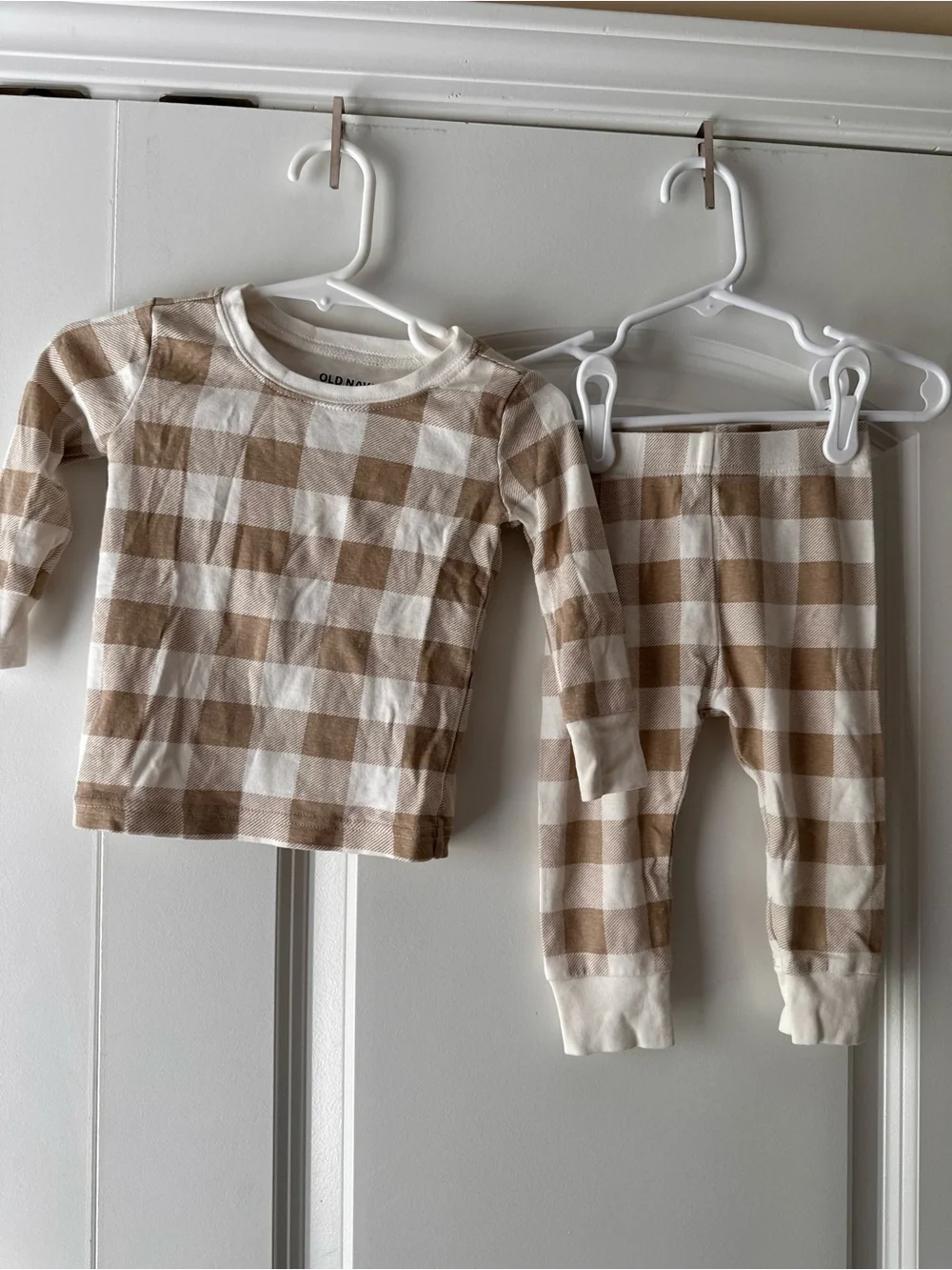 Old Navy Kids Cream & Brown Buffalo-Check Pajama Set